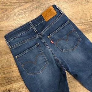 Levi’s 721 High Rise Skinny Jeans